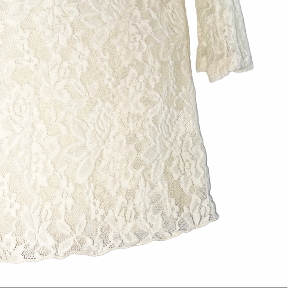 NEW Ivory lace top, beautiful - Picture 4 of 14